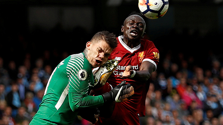 Guardiola ironiza con el brutal patad&oacute;n en el rostro que sufri&oacute; Ederson y lo llena de elogios por su "atrevida" acci&oacute;n