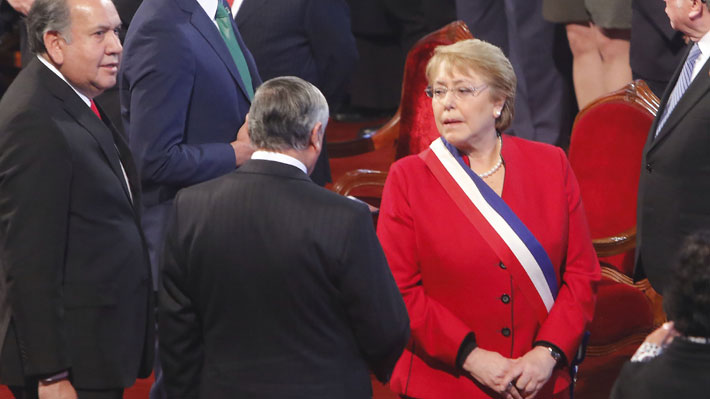 Bachelet en Tedeum Evangélico: Expertos analizan reacción de la Presidenta por tensa ceremonia