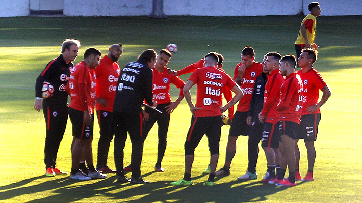 Pizzi viajará a reunirse con los referentes de la "Roja" para comunicarles una decisión y darles un potente discurso