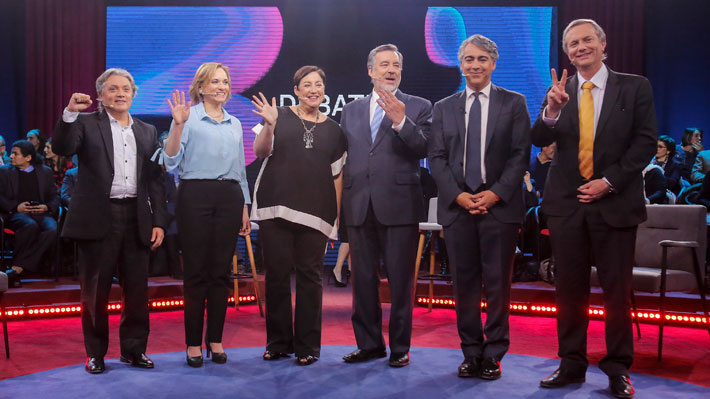 Candidatos critican ausencia de Pi&ntilde;era y coinciden en cambios al modelo de desarrollo nacional en debate presidencial cient&iacute;fico