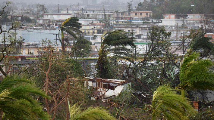 Mar&iacute;a deja 9 muertos en Dominica y Guadalupe y destrucci&oacute;n en Puerto Rico