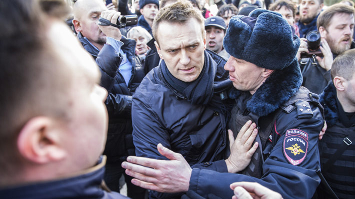 Principal opositor ruso y aspirante al Kremlin es detenido en Moscú