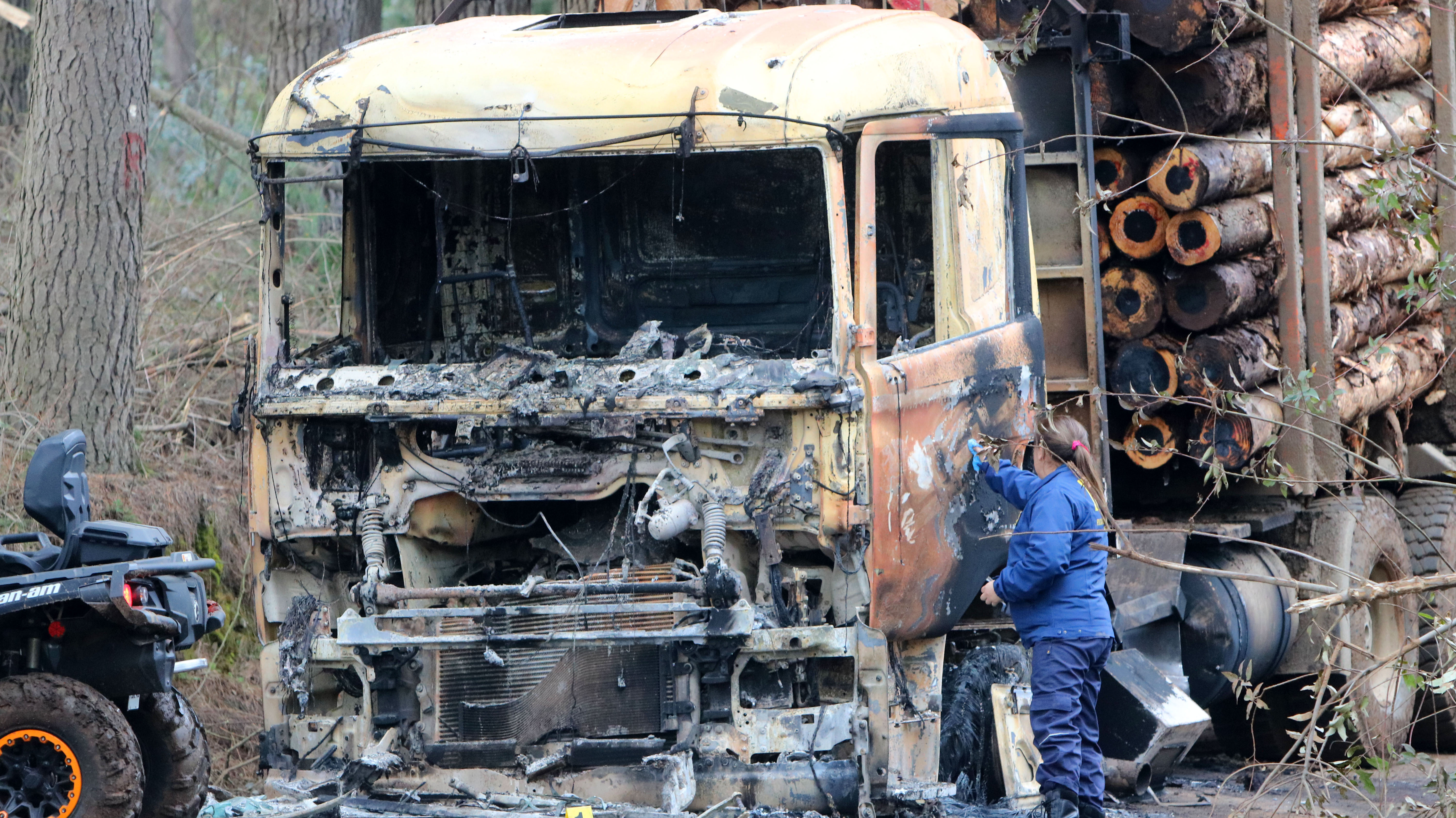 Ataque incendiario deja dos camiones destruidos en Collipulli