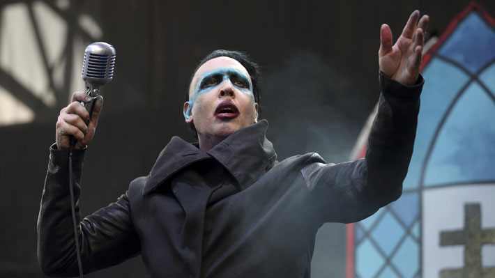 Marilyn Manson es hospitalizado tras protagonizar accidente en pleno concierto