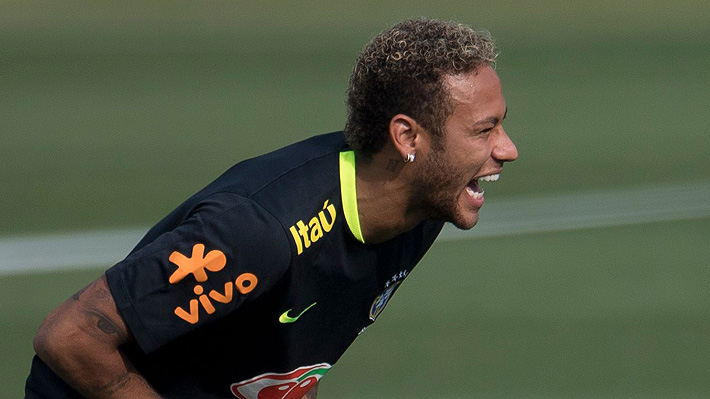 ¡A ponerle ojo! El astro brasileño Neymar y otros 7 jugadores podrían perderse el duelo contra la "Roja"