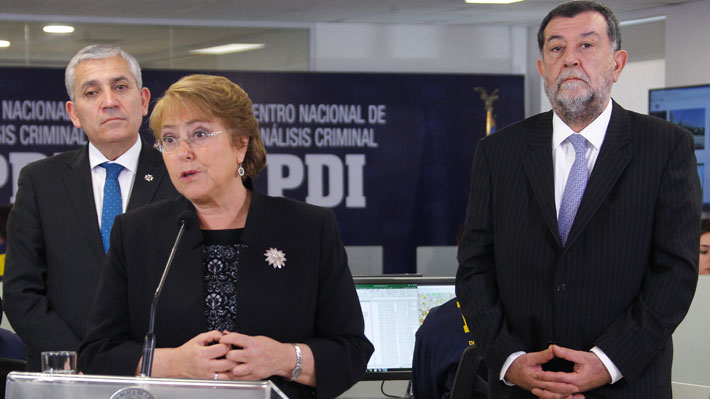 Bachelet por Aleuy: "Él no me ha presentado ninguna renuncia, aquí no hay una crisis en La Moneda"