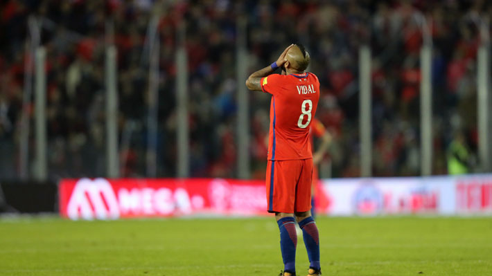 Finalmente la "Roja" viaja a Brasil sin Arturo Vidal luego de que Bayern le negara el permiso