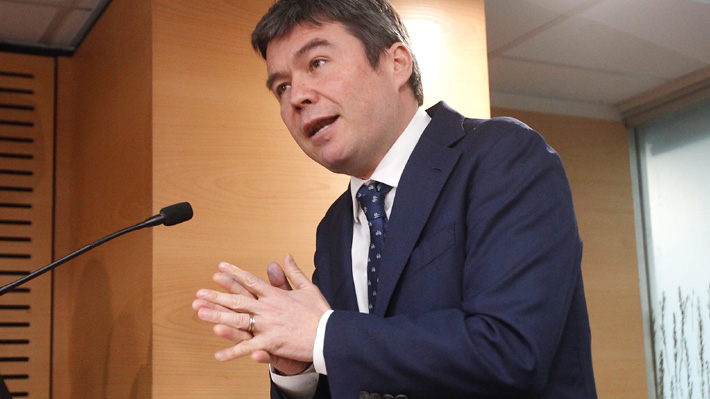 Medio Ambiente descart&oacute; tensiones con ex equipo econ&oacute;mico por proyecto Dominga y afirm&oacute; que iniciativa puede ser "reformulada"