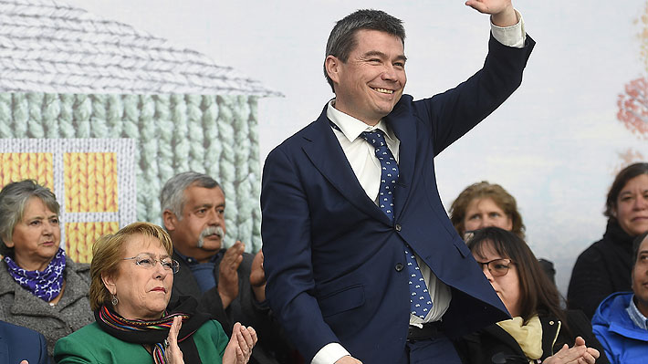 Expertos medioambientales debaten: ¿Es realmente "insuperable" el legado de Bachelet en el área?