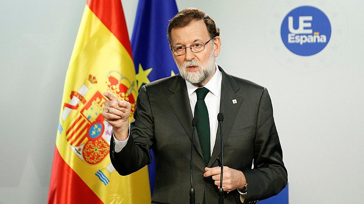 Rajoy propone el cese del gobierno catalán y llamará a elecciones en seis meses