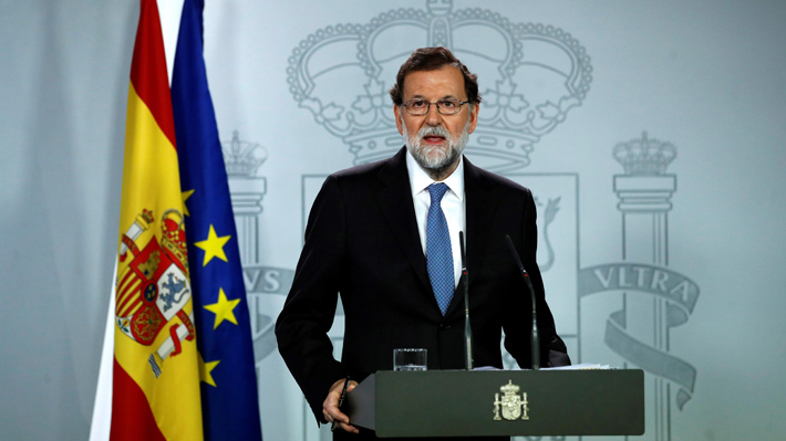 Rajoy ordena las destituciones de Puigdemont, del Parlamento catalán y llama a elecciones para diciembre