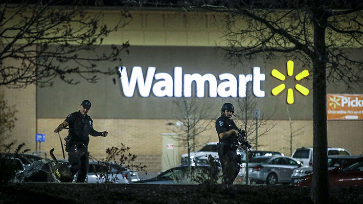 Suben a tres las víctimas fatales tras tiroteo en supermercado Walmart de Estados Unidos
