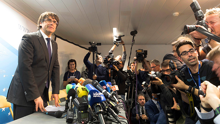 Fiscalía española pide la detención en Bélgica de Carles Puigdemont y sus asesores