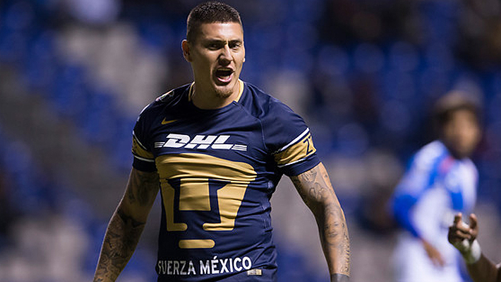 Nicolás Castillo vive un drama en México: Hinchas piden a gritos su salida de Pumas