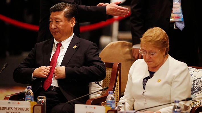 Bachelet y Xi Jinping confirman presencia en firma de ampliación del TLC entre Chile y China