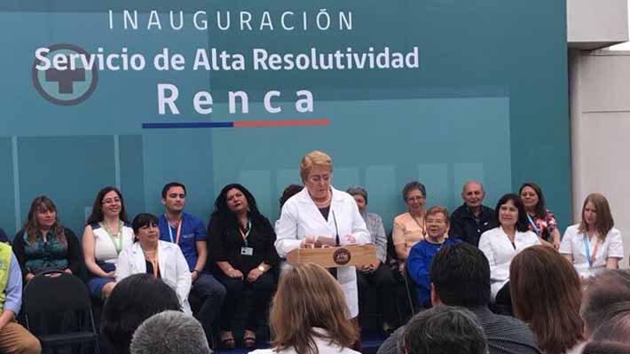 Bachelet realiza nuevo llamado a votar en las elecciones: "Se va a definir el destino de Chile"