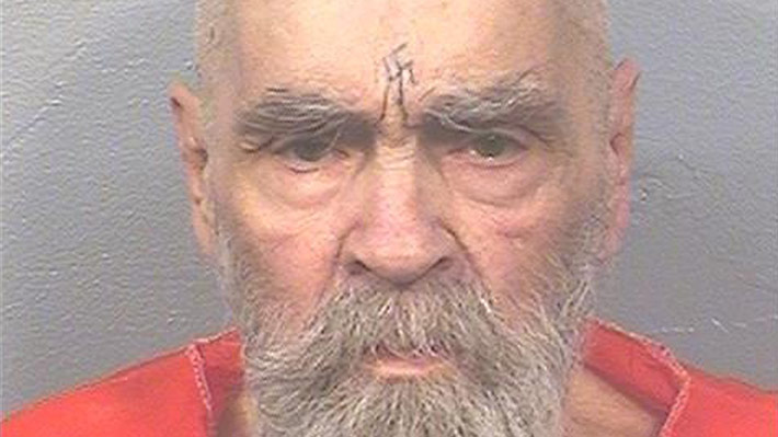 Quién era Charles Manson, el famoso criminal estadounidense considerado "la representación del mal"