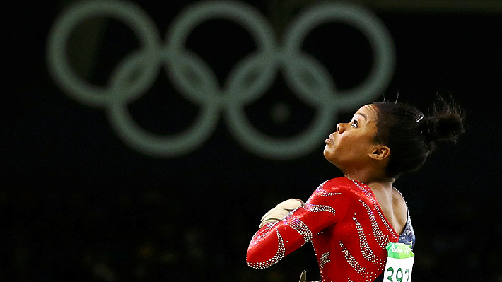 Siguen las denuncias: Gimnasta triple medallista de oro de EE.UU. acusa abusos de ex médico del equipo