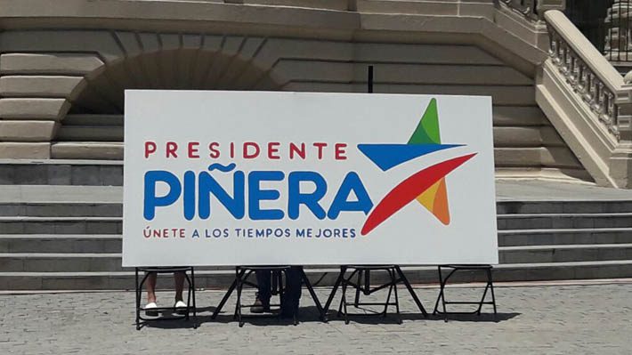 Nuevo logo de Piñera mantiene estrella, pero integra más colores de cara a la segunda vuelta
