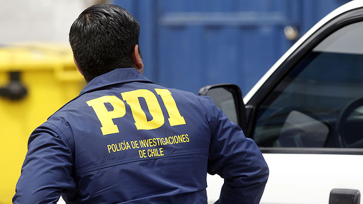 Detienen a tres taxistas acusados de 19 asaltos a pasajeros en Recoleta, Santiago e Independencia