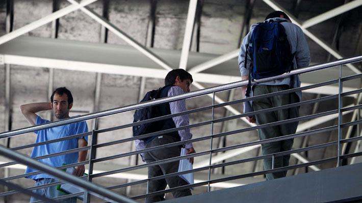 Entre fin de la PSU y la b&uacute;squeda de carreras: La importancia del apoyo de los padres