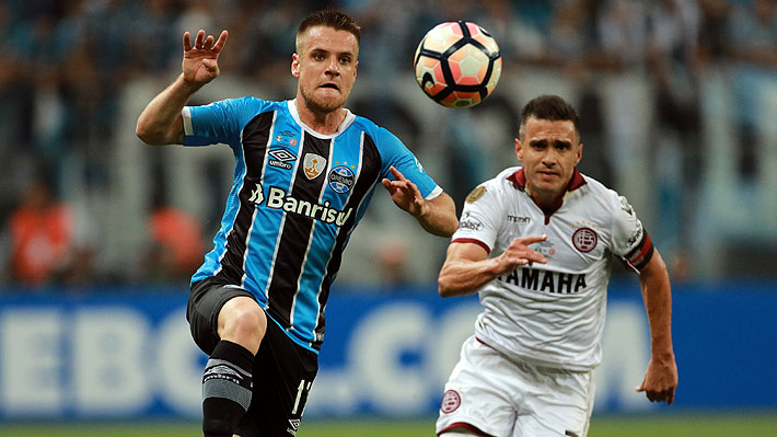 Gremio venci&oacute; con jerarqu&iacute;a a Lan&uacute;s  y se coron&oacute; tricampe&oacute;n de la Copa Libertadores