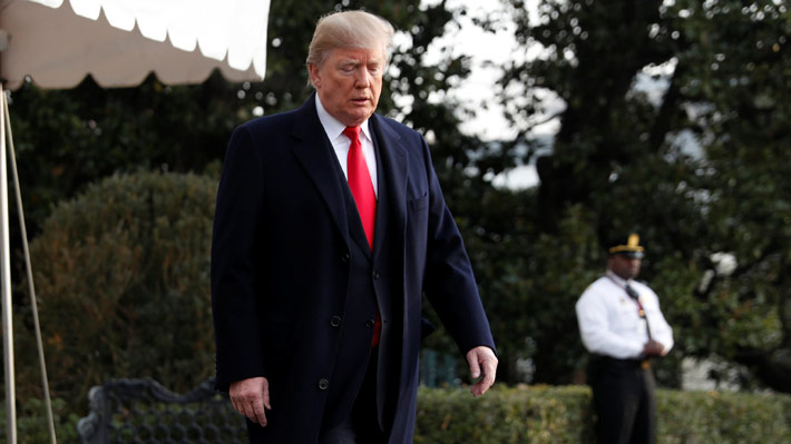 Donald Trump entrega su apoyo a candidato republicano acusado de agresiones sexuales en EE.UU.