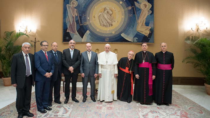 Papa pide respeto para statu quo en Jerusalén y manifiesta "profunda preocupación" por la situación