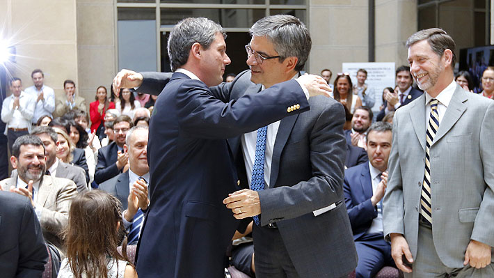 Tras 10 años como consejero, Sebastián Claro deja el Banco Central