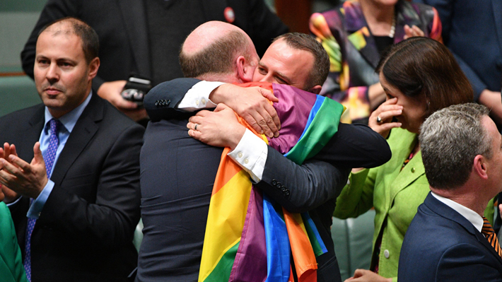 Parlamento australiano aprueba proyecto de ley de matrimonio igualitario