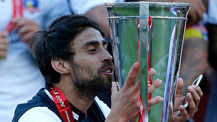 Un emocionado Jorge Valdivia lanza un claro mensaje: "Quien tenga que llorar que llore, fuimos los mejores"