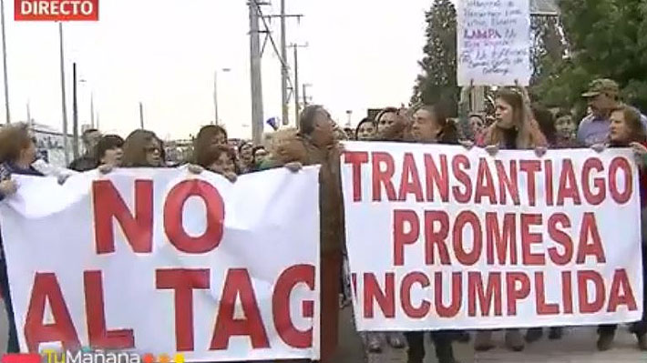 Vecinos de Lampa protestan en Ruta 5 Norte por cobros "excesivos" del TAG