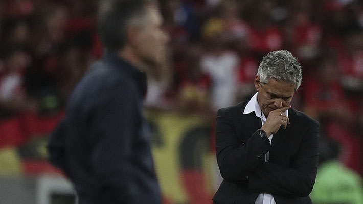 ¿Un candidato menos para la "Roja"? Reinaldo Rueda quiere "seguir" en Flamengo pese a perder la Sudamericana