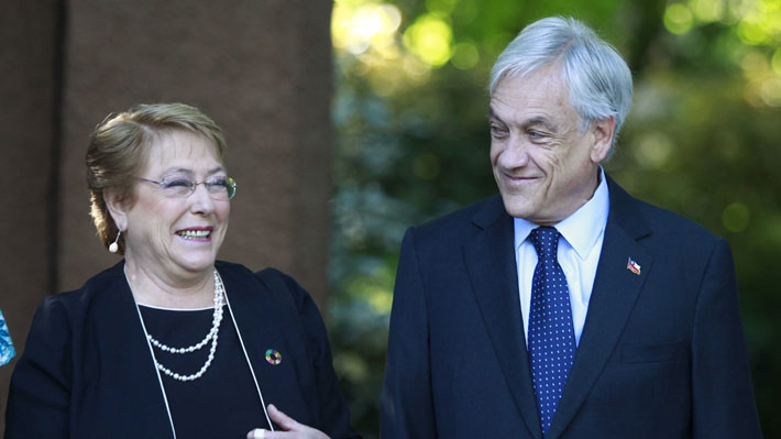 Bachelet llega a la residencia de Piñera para sostener primera reunión de coordinación del traspaso de mando