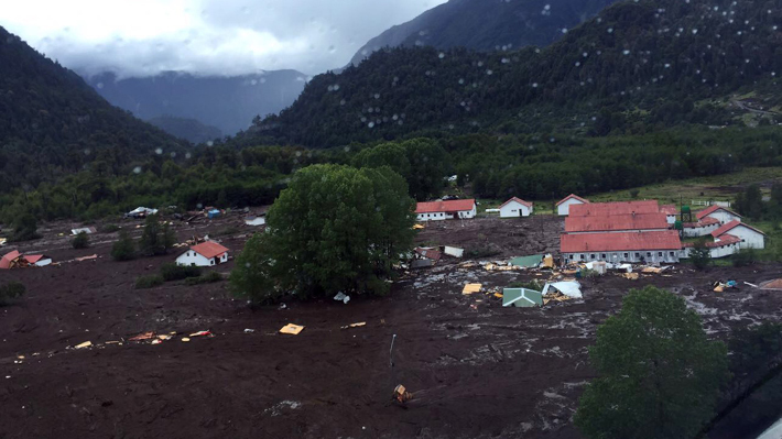 Emergencia en Villa Santa Luc&iacute;a: Onemi espera sumar hoy nuevos equipos de b&uacute;squeda y rescate