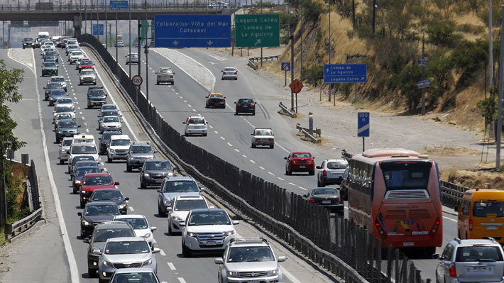 Retorno masivo: Alta congestión vehicular en Ruta 68 marca cierre del primer fin de semana largo del año