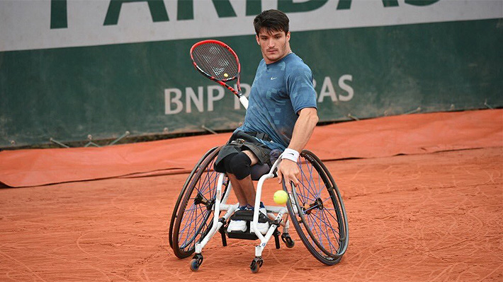 Insólito: Aerolínea perdió la silla de ruedas de tenista argentino N°1 del mundo que viajó a defender su título del Australian Open