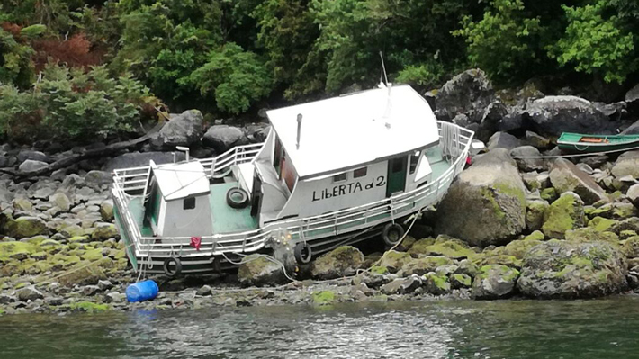 Jóvenes desaparecidas en Hornopirén: PDI realizó peritajes a barcaza que naufragó
