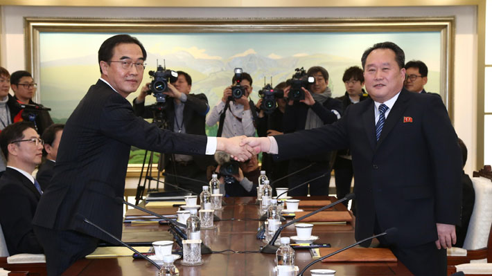 Corea del Norte y del Sur llevan a cabo su primera reunión en más de dos años