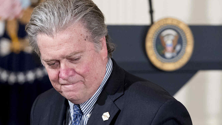 Steve Bannon renuncia a "Breitbart News" tras enfrentamiento con Donald Trump