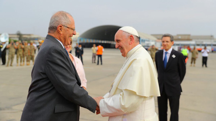 Papa Francisco tras tocar suelo peruano: "Recen por mí, no se olviden"