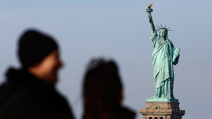 Nueva York paga de su bolsillo reapertura de la Estatua de la Libertad en medio de paralización del Gobierno federal