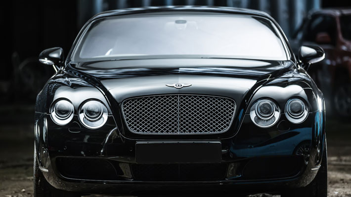 Con más de 600 caballos de potencia: Así es el potente Bentley de Alexis Sánchez