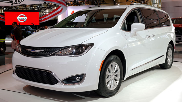 Waymo pide miles de minivans a Chrysler para su servicio de taxi autónomo