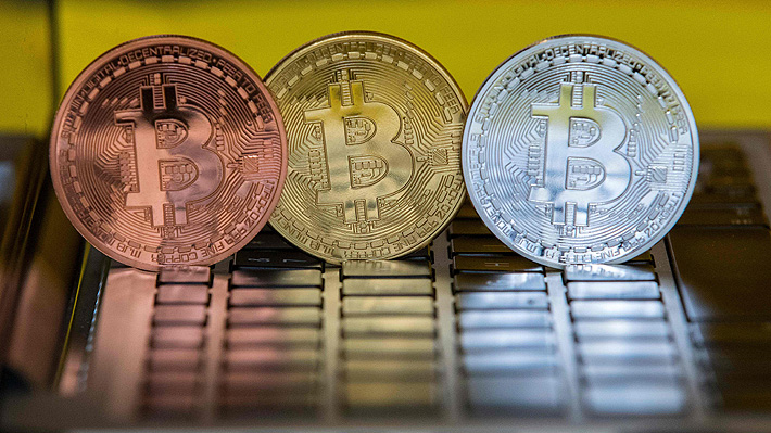 Una montaña rusa: Bitcoin y criptomonedas se recuperan con fuerza tras su desplome