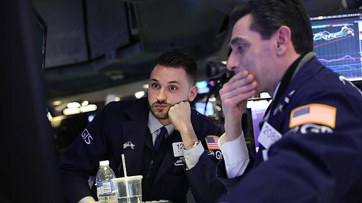 Otro golpe sufre Wall Street: Índice Dow Jones registra un nuevo desplome