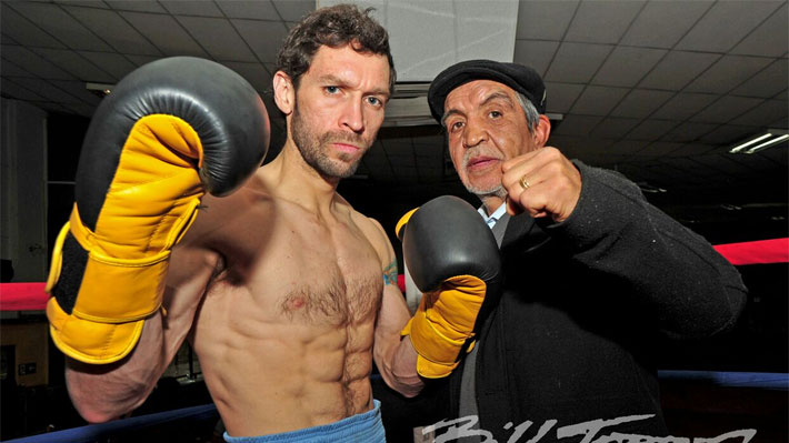 Cristián Salas, el psicólogo que es entrenado por Martín Vargas y que intentará revalidar su título latinoamericano de boxeo