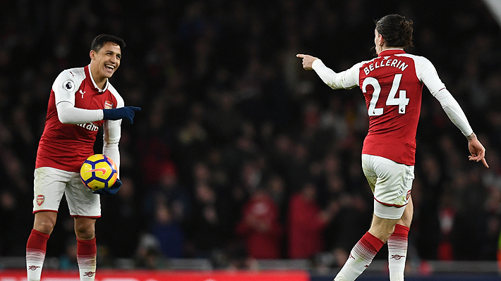 Jugador del Arsenal explica cómo era la relación con Alexis y por qué no quisieron celebrar un gol del chileno