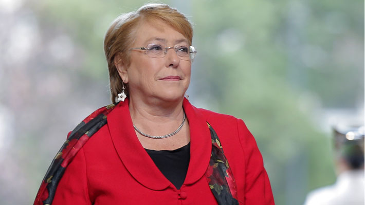 Viaje a Japón y énfasis en el Día de la Mujer: El retorno de Bachelet previo al cierre de su mandato