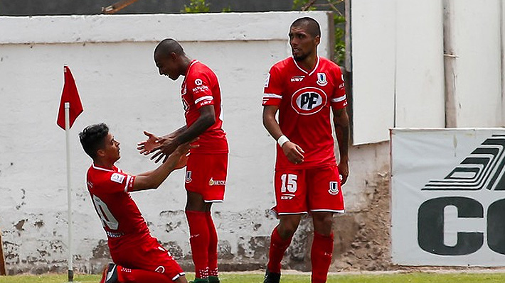 Con su goleador y su arquero como figuras, La Calera sorprende a Iquique y se coloca en la parte alta del torneo